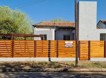 Casa · 97m² · 3 Ambientes · 2 Cocheras · Saldan - 3 Unidades 2 Dorm 2 B - Patio - Excelente