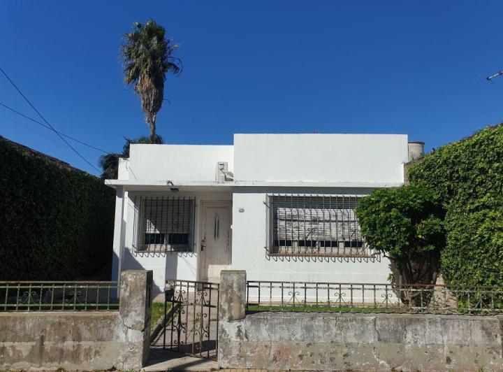 Casa · 1m² · 3 Ambientes