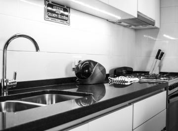 Departamento · 50m² · 2 Ambientes · Departamento de 2 Amb. con Balcones Aterrazados y Parrilla