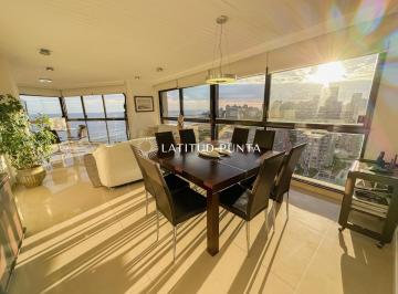 Foto1 · Apartamento en Brava, Piso Alto de 3 Dorm.