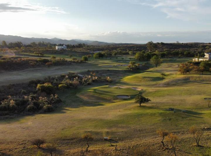 Terreno · 1030m²