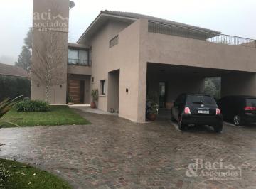Casa · 230m² · 4 Ambientes · 2 Cocheras · Casa - El Paraiso