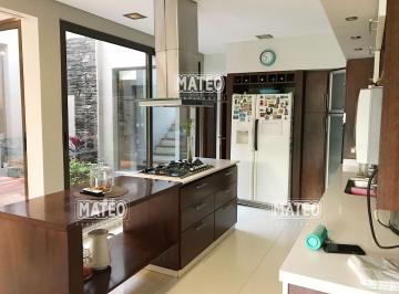 Casa de 6 ambientes, Moreno · Excelente Ubicación - Campos de Álvarez