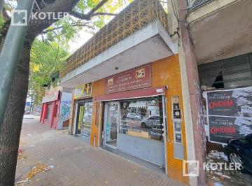 Departamento · Importante Inmueble (Depto. 2 Locales de Negocio) S/ Av Alte. Brown