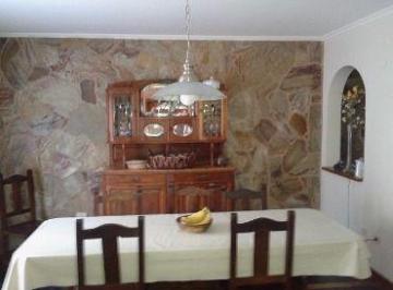 JYB-JYB-513_2 · Casa en Venta en 10 Entre 38 y 40