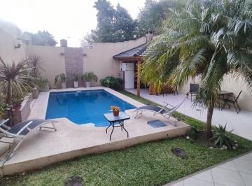Casa de 4 ambientes, La Matanza · Hermoso Chalet 5 Amb Piscina Cochera Venta Ramos Mejia