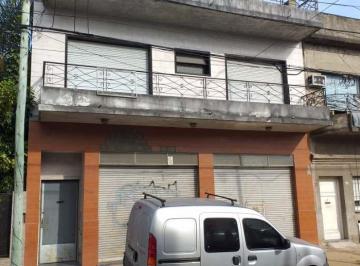 Bodega-Galpón de 5 ambientes, Tres de Febrero · Galpon Lote Propio C/ Vivienda Venta - Ciudadela