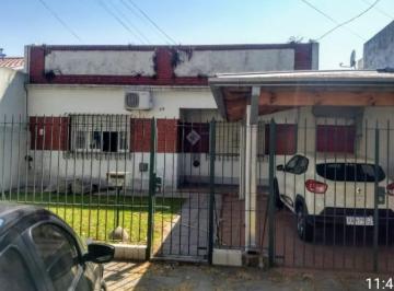 Casa de 3 ambientes, Lomas de Zamora · Excelente Terreno en Banfield