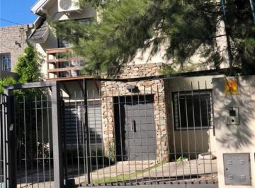 Casa · 180m² · 5 Ambientes · Casas - Casa - Monte Grande, Gran Bs. As. Sur