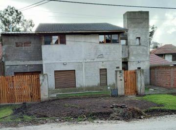 Casa · 200m² · 3 Ambientes · 1 Cochera · Venta Chalet 4 Ambientes, Mar del Plata