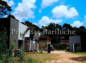 Casa de 6 ambientes, Pinamar · Casa en Alquiler con Piscina Climatizada - 2 Dorm Matr - 2 Indiv - 1152