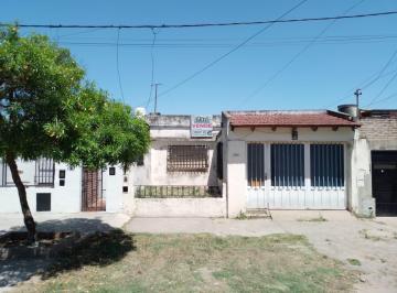 Casa · 95m² · 2 Dormitorios · 1 Cochera · Casas en Venta
