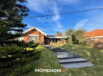 Foto1 · Casa 4 Dorm. en Venta, Alquiler Anual y de Verano