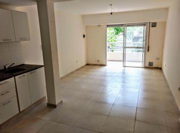 Departamento de 2 ambientes, Rosario · Venta - San Lorenzo 3729 - Semipiso 55 m² - Posibilidad Cochera - Alquilado
