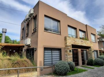 Casa de 3 ambientes, Almirante Brown · Hermoso Duplex en Excelente Ubicacion en Adrogue