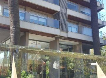 Departamento de 4 ambientes, Quilmes · Excelente Semi Piso + 4amb + 3cocheras + 2bauleras + Piscina. Quilmes Residencial