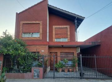 Casa de 5 ambientes, Hurlingham · Casa + Dpto. en Parque Quirno (Ideal Dos Familias)