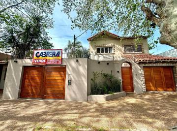 Casa · 340m² · 6 Ambientes · 4 Cocheras · Arenales Al 1600