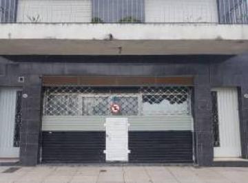 Local comercial · 33m² · Vendo Excelente Local con Amplia Vidriera de 5.15 m, Sin Expensas