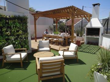 Ambientada con AI · Vendo Casa Lote Propio, 3 Ambientes, Patio con Techo Plegable, Gran Terraza y Local Cerrado.