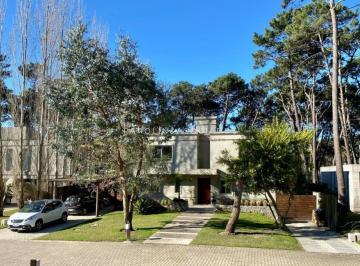Foto1 · Casa en Venta en Barrio Privado en Rincón del Indio, Punta del Este.