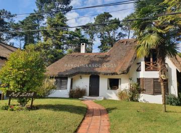 Foto1 · Casa en Venta de 2 Dorm. en Pinares, Punta del Este.
