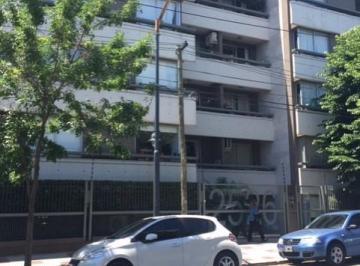 Departamento de 3 ambientes, San Fernando · Excelente Departamento 3 Amb. con Cochera. Av Perón 2526, Victoria (Con Renta)