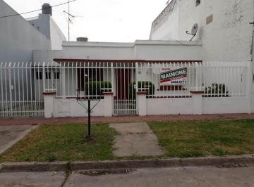Casa de 3 ambientes, La Matanza · Casa 3 Ambientes con Garage Pasante y Fondo en L. del Mirador