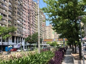 Departamento de 4 ambientes, Villa Lugano · Apto Crédito Hipotecario! 4 Ambientes Frente Super Luminoso!