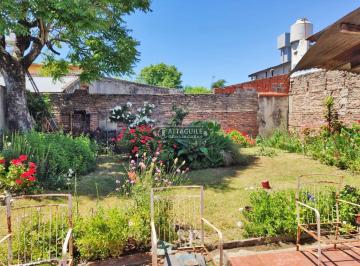 ATT-ATT-2371_2 · Casa 3 Ambientes. | Zapiola 680