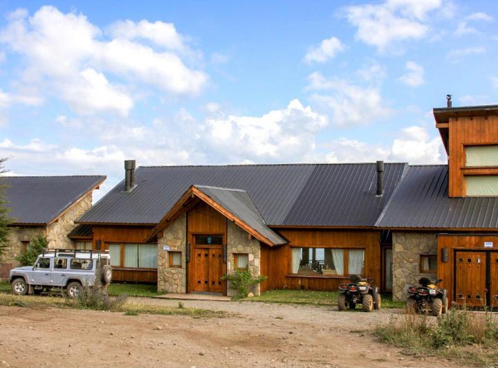 Casa · 600m² · 8 Ambientes · 1 Cochera