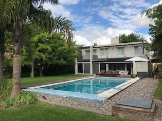 Casa de 5 ambientes, Berazategui · Casa | Venta | Abril Club de Campo