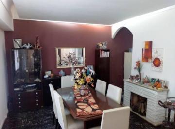 PH · 113m² · 4 Ambientes · 1 Cochera · Mercedes 1900 - PH 4 Ambientes Al Frente en 2 Plantas con Garaje - Monte Castro