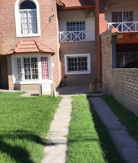 Casa · 133m² · 3 Dormitorios · 2 Cocheras