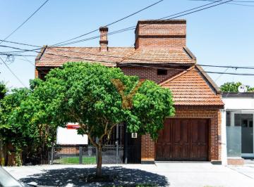 JYB-JY1-138_2 · Casa en Venta en El Centro de City Bell