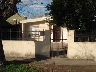 Casa · 70m² · 3 Ambientes · 1 Cochera · Casa en Venta en Quilmes Oeste