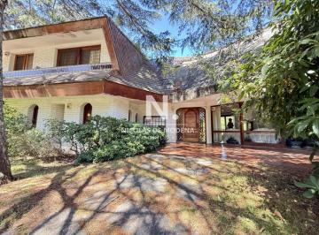 Foto1 · Vende Casa en Lugano de 4 Dorm. en Punta del Este