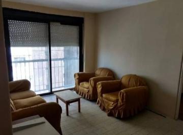 FRC-FRC-919_2 · Rocha 1600 Barracas 4amb U$82.000 Apto Prof