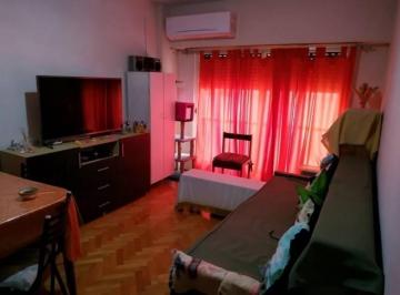 FRC-FRC-1295_2 · Av Segurola 200 Floresta 2amb U$73.000 Apto Cred