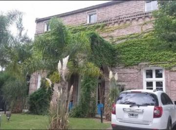 Casa · 500m² · 7 Ambientes · Retasado - Casa de 4 Dorm. en Alamo Alto - Maschwitz