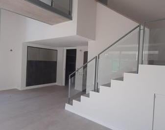 Casa · 144m² · 5 Ambientes · 1 Cochera · Venta Duplex 3 Dorm. 2 Baños Cochera con Seguridad