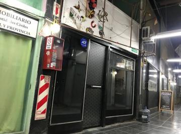 Local comercial , Mataderos · Av J. B. Alberdi 5700 - Excelente Local Comercial
