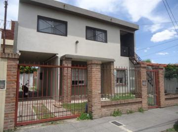 Casa · 160m² · 5 Ambientes · 1 Cochera · Casa en Venta en Ituzaingo Norte