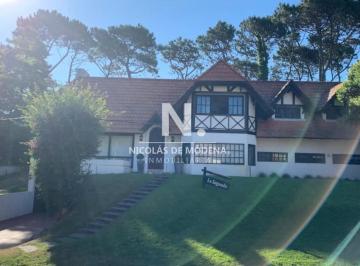 Foto1 · Casa 5 Dorm., Lugano, Punta del Este