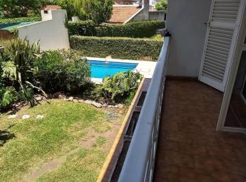 Casa · 275m² · 6 Ambientes · 1 Cochera · Chalet - Immelmann - Ciudad Jardín