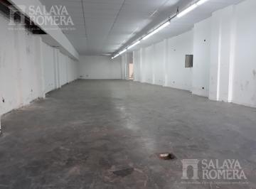 Local comercial · 230m² · Venta Local Av Libertador Olivos (230 M²)