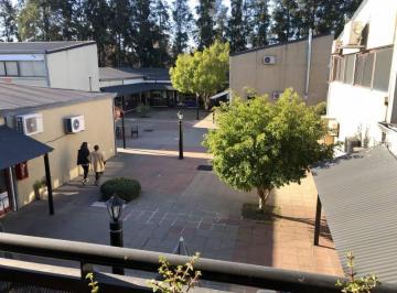 Oficina comercial · 60m² · 4 Ambientes · Oficina Venta - Centro Comercial Santa Maria de Tigre.
