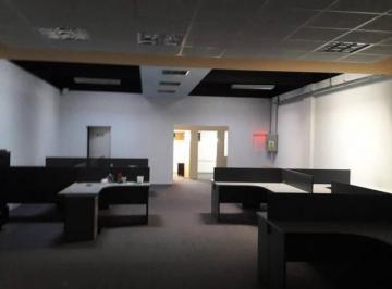 Oficina comercial · 810m² · Excelentes Oficinas en Alquiler - 810 m² - Nueva Pompeya