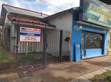 Casa de 4 ambientes, Lomas de Zamora · Casa a Reciclar con Local - Ubicacion Comercial Eva Peron 911, Temperley