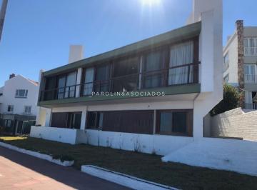 Foto1 · Casa en Venta de 4 Dorm. Frente Al Mar en Península, Punta del Este.